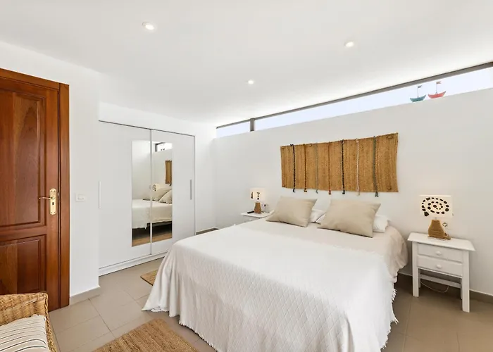 Maday Playa Blanca (Lanzarote)